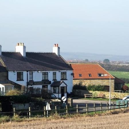 The Windmill Inn - Whitby Stainsacre Dış mekan fotoğraf